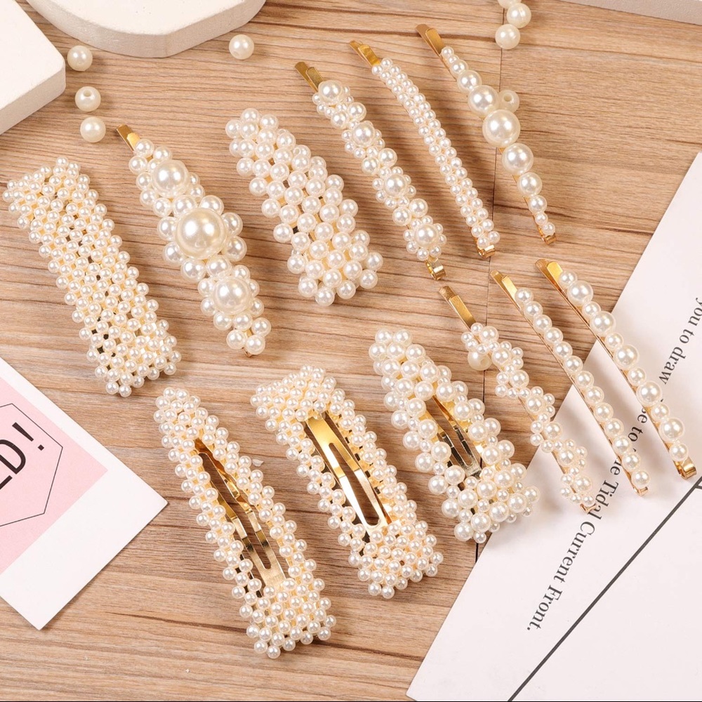 Hair clips